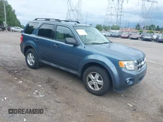2011 Ford Escape с VIN 1FMLU9DG6BKB43521, выставлен на аукционе IAAI как лот 42681415 с пробегом 93 794 миль миль и . История ставок и продаж доступна на DreamBid. Изображение 1.
