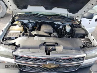 2005 Chevrolet Silverado 3500 SRW Wrk Trk with VIN 1GCHK34U55E315804, listed as a Copart auction lot 80327654 with 33,425 mi miles and Clean Title. Bid and sale history available at carsss.com. Image 11.