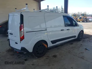 2020 Ford Transit Connect XLT z VIN NM0LS7F27L1447428, wystawiony jako IAAI lot #41892673 z przebiegiem 153 602 mil mil oraz . Historia ofert i sprzedaży dostępna na DreamBid. Obrazek 4.