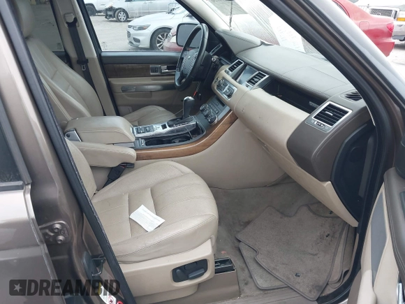 2013 Land Rover Range Rover Sport HSE Lux с VIN SALSK2D42DA788963, выставлен на аукционе IAAI как лот 41435536 с пробегом 150 522 миль миль и . История ставок и продаж доступна на DreamBid. Изображение 5.