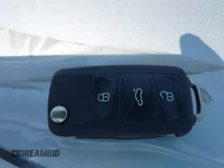 2012 Volkswagen Beetle 2.5L w/Sun PZEV с VIN 3VWJP7AT5CM603672, выставлен на аукционе IAAI как лот 42258888 с пробегом 115 511 миль миль и . История ставок и продаж доступна на DreamBid. Изображение 11.
