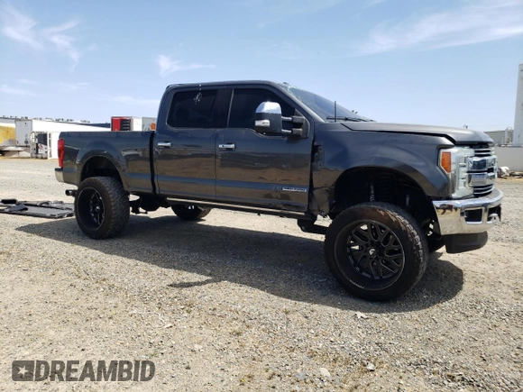 2017 Ford F-350 Platinum z VIN 1FT8W3BT5HEC49712, wystawiony jako Copart lot #58094845 z przebiegiem 91 465 mil mil oraz Szkoda całkowita • Salvage title. Historia ofert i sprzedaży dostępna na DreamBid. Obrazek 4.