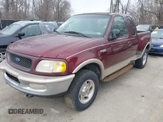 1997 Ford F-150 с VIN 1FTDX08W4VKD39667, выставлен на аукционе IAAI как лот 41537371 с пробегом 300 671 миль миль и . История ставок и продаж доступна на DreamBid. Изображение 2.