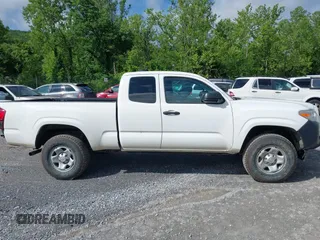 2019 Toyota Tacoma SR z VIN 5TFSX5EN1KX067514, wystawiony jako IAAI lot #42264001 z przebiegiem 179 048 mil mil oraz . Historia ofert i sprzedaży dostępna na DreamBid. Obrazek 13.