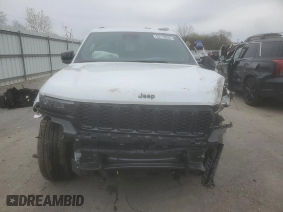 2023 Jeep Grand Cherokee Altitude with VIN 1C4RJKAG2P8874082, listed as a Copart auction lot 52119265 with 11,809 mi miles and Salvage title. Bid and sale history available at DreamBid. Image 5.