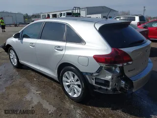 2013 Toyota Venza LE with VIN 4T3ZA3BB8DU080430, listed as a IAAI auction lot 41796127 with 226,403 mi miles. Bid and sale history available at carsss.com. Image 3.