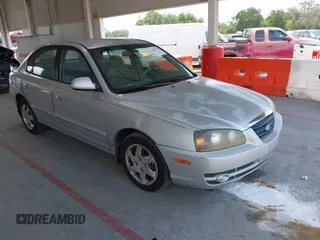 2005 Hyundai Elantra GLS с VIN KMHDN46D05U987330, выставлен на аукционе IAAI как лот 42520631 с пробегом 244 727 миль миль и . История ставок и продаж доступна на DreamBid. Изображение 1.