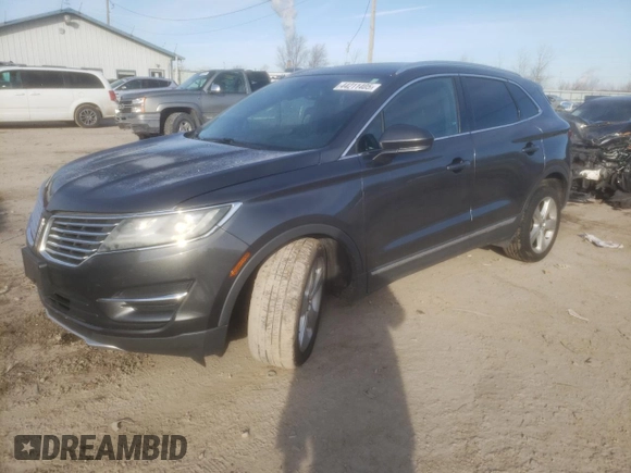 2017 Lincoln MKC Premiere z VIN 5LMCJ1D90HUL28606, wystawiony jako Copart lot #44211405 z przebiegiem 110 804 mil mil oraz Szkoda całkowita • Salvage title. Historia ofert i sprzedaży dostępna na DreamBid. Obrazek 1.