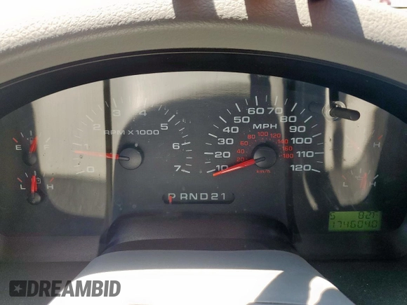 2007 Ford F-150 XLT с VIN 1FTPW12V27KD31799, выставлен на аукционе Copart как лот 58857355 с пробегом 174 604 миль миль и Списание • Salvage title. История ставок и продаж доступна на DreamBid. Изображение 9.