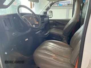 2017 Chevrolet Express Cargo with VIN 1GCWGAFF7H1324799, listed as a IAAI auction lot 42886617 with 214,293 mi miles and . Bid and sale history available at DreamBid. Image 34.