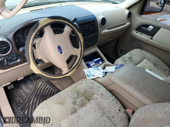 2003 Ford Expedition Eddie Bauer with VIN 1FMEU17W13LA39897, listed as a Copart auction lot 71753444 with 0 mi miles and Non Repairable. Bid and sale history available at carsss.com. Image 8.