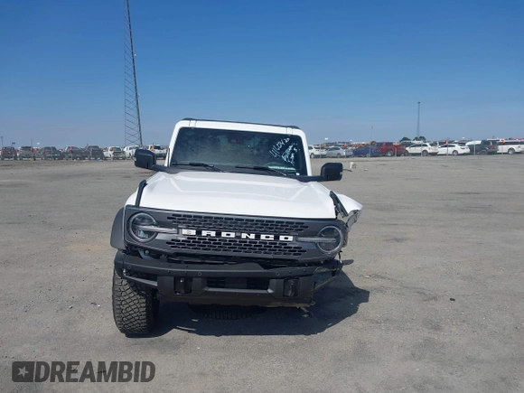 2024 Ford Bronco Badlands с VIN 1FMEE9BP3RLA42126, выставлен на аукционе IAAI как лот 41617420 с пробегом 7 662 миль миль и . История ставок и продаж доступна на DreamBid. Изображение 12.
