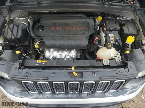 2016 Jeep Renegade Sport with VIN ZACCJAAT9GPD74037, listed as a Copart auction lot 81138714 with 161,810 mi miles and Salvage Title. Bid and sale history available at carsss.com. Image 12.