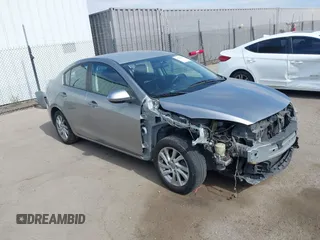 2012 Mazda 3 i Touring с VIN JM1BL1V82C1576577, выставлен на аукционе IAAI как лот 42828233 с пробегом 248 430 миль миль и . История ставок и продаж доступна на DreamBid. Изображение 1.