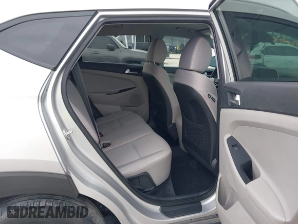 2021 Hyundai Tucson Value z VIN KM8J33A43MU375471, wystawiony jako IAAI lot #42162301 z przebiegiem 48 654 mil mil oraz . Historia ofert i sprzedaży dostępna na DreamBid. Obrazek 8.