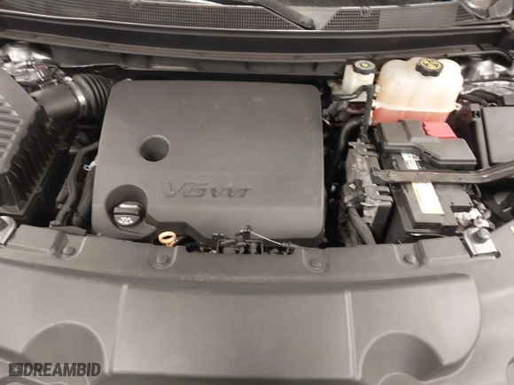 2019 Chevrolet Traverse LT Leather with VIN 1GNEVHKW6KJ318541, listed as a IAAI auction lot 41265457 with 70,039 mi miles. Bid and sale history available at carsss.com. Image 10.