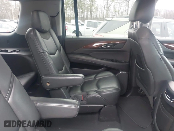 2019 Cadillac Escalade ESV Luxury z VIN 1GYS4HKJ0KR276995, wystawiony jako IAAI lot #41600945 z przebiegiem 87 701 mil mil oraz . Historia ofert i sprzedaży dostępna na DreamBid. Obrazek 8.