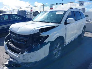 2015 Dodge Journey Crossroad with VIN 3C4PDCGB4FT713815, listed as a IAAI auction lot 38648701 with 98,618 mi miles. Bid and sale history available at carsss.com. Image 17.
