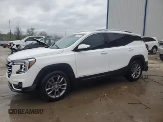 2022 GMC Terrain SLT z VIN 3GKALVEV0NL113829, wystawiony jako Copart lot #53702325 z przebiegiem 52 810 mil mil oraz Szkoda całkowita • Salvage title. Historia ofert i sprzedaży dostępna na DreamBid. Obrazek 1.