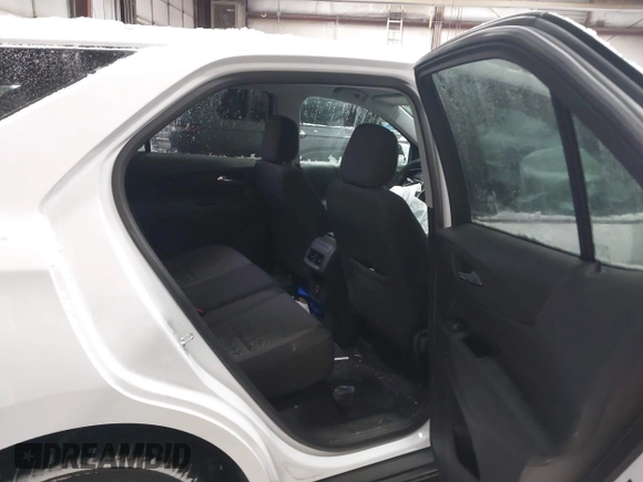 2024 Chevrolet Equinox LT with VIN 3GNAXUEGXRS152409, listed as a IAAI auction lot 41630575 with 4,853 mi miles. Bid and sale history available at carsss.com. Image 8.