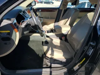 2013 Hyundai Genesis 3.8L z VIN KMHGC4DD5DU235658, wystawiony jako Copart lot #58000435 z przebiegiem 131 702 mil mil oraz Szkoda całkowita • Salvage title. Historia ofert i sprzedaży dostępna na DreamBid. Obrazek 7.