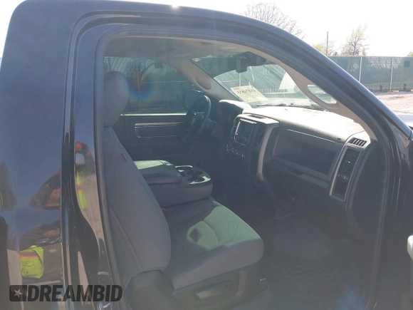 2018 Ram 1500 Express with VIN 3C6JR6AT9JG195381, listed as a IAAI auction lot 41874835 with 60,221 mi miles and . Bid and sale history available at DreamBid. Image 5.