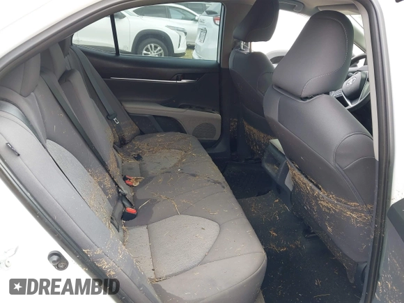2024 Toyota Camry LE z VIN 4T1R11AK3RU223693, wystawiony jako IAAI lot #41920547 z przebiegiem Nie podano mil oraz . Historia ofert i sprzedaży dostępna na DreamBid. Obrazek 8.
