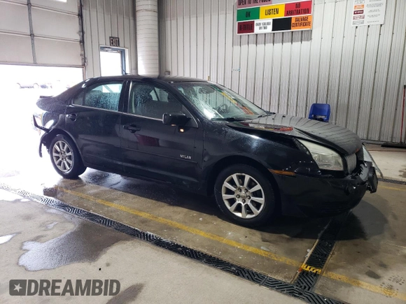 2008 Mercury Milan with VIN 3MEHM07Z18R642796, listed as a Copart auction lot 52494445 with 116,101 mi miles and Salvage Title. Bid and sale history available at carsss.com. Image 4.
