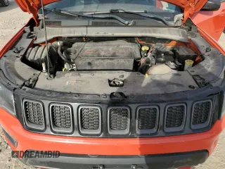 2018 Jeep Compass Trailhawk with VIN 3C4NJDDB4JT130342, listed as a Copart auction lot 49172715 with 112,618 mi miles and Salvage Title. Bid and sale history available at carsss.com. Image 12.