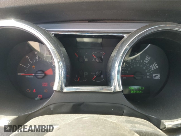 2007 Ford Mustang Deluxe z VIN 1ZVHT80N275227754, wystawiony jako Copart lot #58585035 z przebiegiem 160 466 mil mil oraz Nie do naprawy • Non repairable. Historia ofert i sprzedaży dostępna na DreamBid. Obrazek 9.