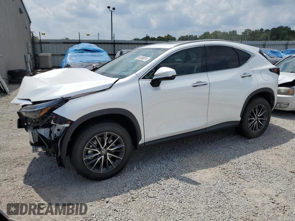 2024 Lexus NX 350h z VIN 2T2AKCEZ3RC029028, wystawiony jako Copart lot #64159074 z przebiegiem 3 694 mil mil oraz Szkoda całkowita • Salvage title. Historia ofert i sprzedaży dostępna na DreamBid. Obrazek 1.