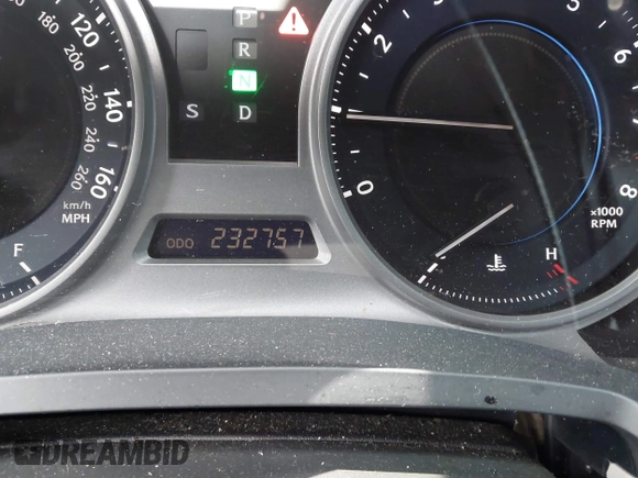 2009 Lexus IS with VIN JTHCK262295032037, listed as a IAAI auction lot 41883903 with 232,757 mi miles. Bid and sale history available at carsss.com. Image 16.