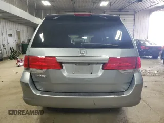 2008 Honda Odyssey EX-L z VIN 5FNRL38768B025497, wystawiony jako Copart lot #57636525 z przebiegiem 179 568 mil mil oraz Nie do naprawy • Non repairable. Historia ofert i sprzedaży dostępna na DreamBid. Obrazek 6.