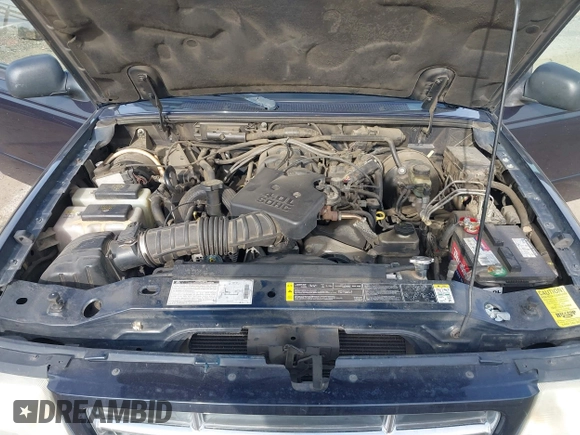2002 Ford Ranger XLT Appearance with VIN 1FTYR44E72PB39512, listed as a IAAI auction lot 42057307 with 205,672 mi miles. Bid and sale history available at carsss.com. Image 10.
