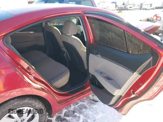 2019 Hyundai Elantra SE with VIN 5NPD74LFXKH493230, listed as a IAAI auction lot 41296855 with 52,163 mi miles and . Bid and sale history available at DreamBid. Image 8.