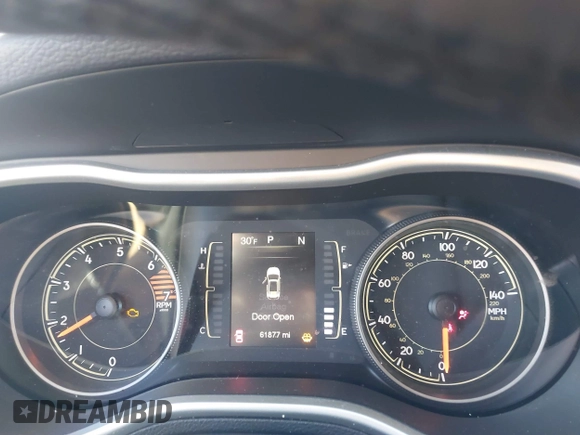 2018 Jeep Cherokee Latitude Plus with VIN 1C4PJMLB0JD507197, listed as a IAAI auction lot 41360448 with 61,877 mi miles and . Bid and sale history available at carsss.com. Image 7.