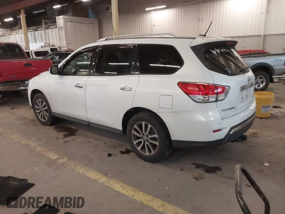 2013 Nissan Pathfinder SV with VIN 5N1AR2MM3DC630940, listed as a IAAI auction lot 41862145 with 126,472 mi miles. Bid and sale history available at carsss.com. Image 3.