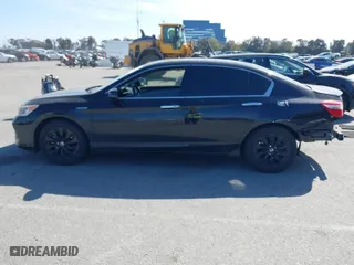 2017 Honda Accord Hybrid EX-L with VIN JHMCR6F58HC026914, listed as a IAAI auction lot 41718731 with 159,231 mi miles. Bid and sale history available at carsss.com. Image 15.