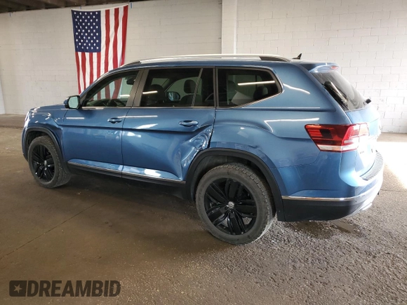 2019 Volkswagen Atlas SEL with VIN 1V2MR2CA3KC587916, listed as a Copart auction lot 60463275 with 107,387 mi miles and Salvage title. Bid and sale history available at DreamBid. Image 2.
