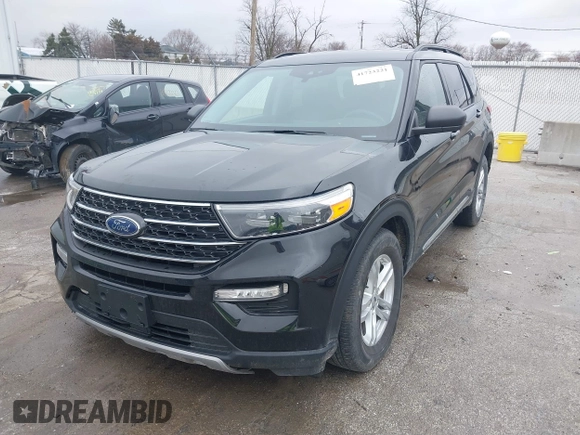 2023 Ford Explorer XLT with VIN 1FMSK8DH4PGB28045, listed as a IAAI auction lot 41723221 with 32,191 mi miles. Bid and sale history available at carsss.com. Image 17.