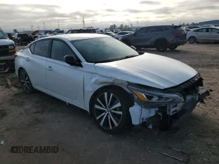 2020 Nissan Altima 2.5 SR with VIN 1N4BL4CV5LC127110, listed as a Copart auction lot 85773004 with 89,993 mi miles and Salvage Title. Bid and sale history available at carsss.com. Image 4.