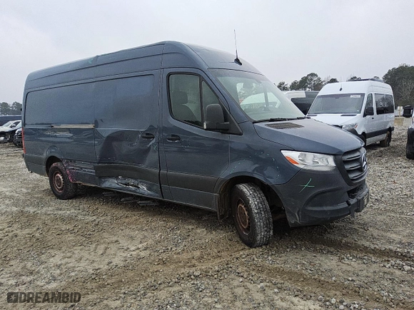 2019 Mercedes-Benz Sprinter Cargo Van with VIN WD4PF1CD7KP152679, listed as a Copart auction lot 89169195 with NaN miles and Clean Title. Bid and sale history available at carsss.com. Image 4.