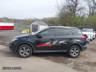 2015 Toyota RAV4 XLE with VIN 2T3RFREV4FW270089, listed as a IAAI auction lot 41943299 with 182,879 mi miles. Bid and sale history available at carsss.com. Image 14.