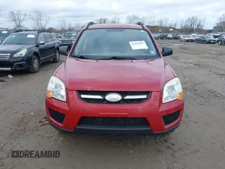 2010 Kia Sportage LX with VIN KNDKGCA32A7701050, listed as a IAAI auction lot 41923879 with 178,614 mi miles and . Bid and sale history available at carsss.com. Image 12.