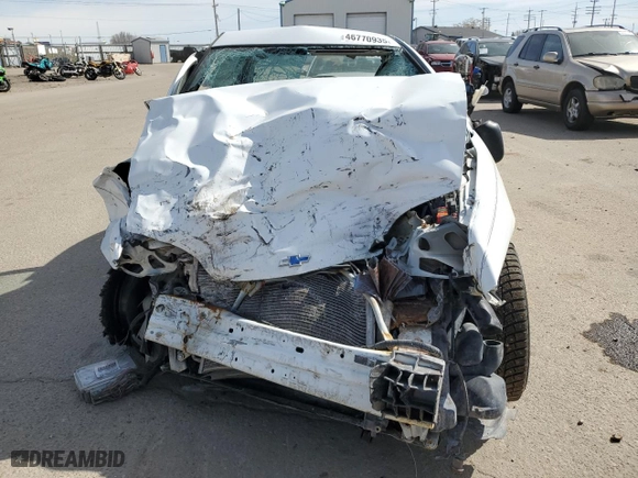 2001 Chevrolet Cavalier with VIN 1G1JC524717247249, listed as a Copart auction lot 46770935 with 0 mi miles and Salvage Title. Bid and sale history available at carsss.com. Image 5.