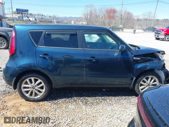 2018 Kia Soul + with VIN KNDJP3A59J7580661, listed as a IAAI auction lot 41866470 with 116,006 mi miles and . Bid and sale history available at DreamBid. Image 14.