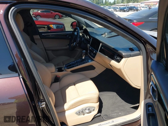 2019 Porsche Macan S with VIN WP1AB2A55KLB32336, listed as a IAAI auction lot 42761735 with 31,345 mi miles and . Bid and sale history available at DreamBid. Image 5.