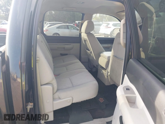 2011 Chevrolet Silverado 1500 LT with VIN 3GCPCSEAXBG115254, listed as a IAAI auction lot 40297491 with 222,214 mi miles and . Bid and sale history available at DreamBid. Image 8.