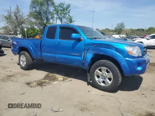 2008 Toyota Tacoma with VIN 5TEUU42N38Z571192, listed as a Copart auction lot 53450395 with 105,683 mi miles and Salvage Title. Bid and sale history available at DreamBid. Image 4.