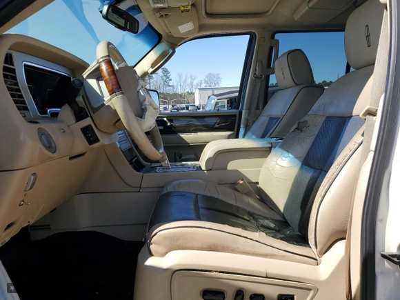 2008 Lincoln Navigator with VIN 5LMFU27538LJ02147, listed as a Copart auction lot 45168385 with 0 mi miles and Salvage Title. Bid and sale history available at carsss.com. Image 7.